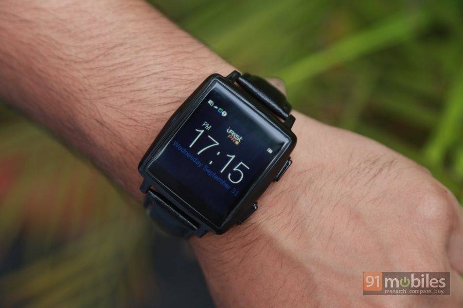 intex irist pro black smartwatch