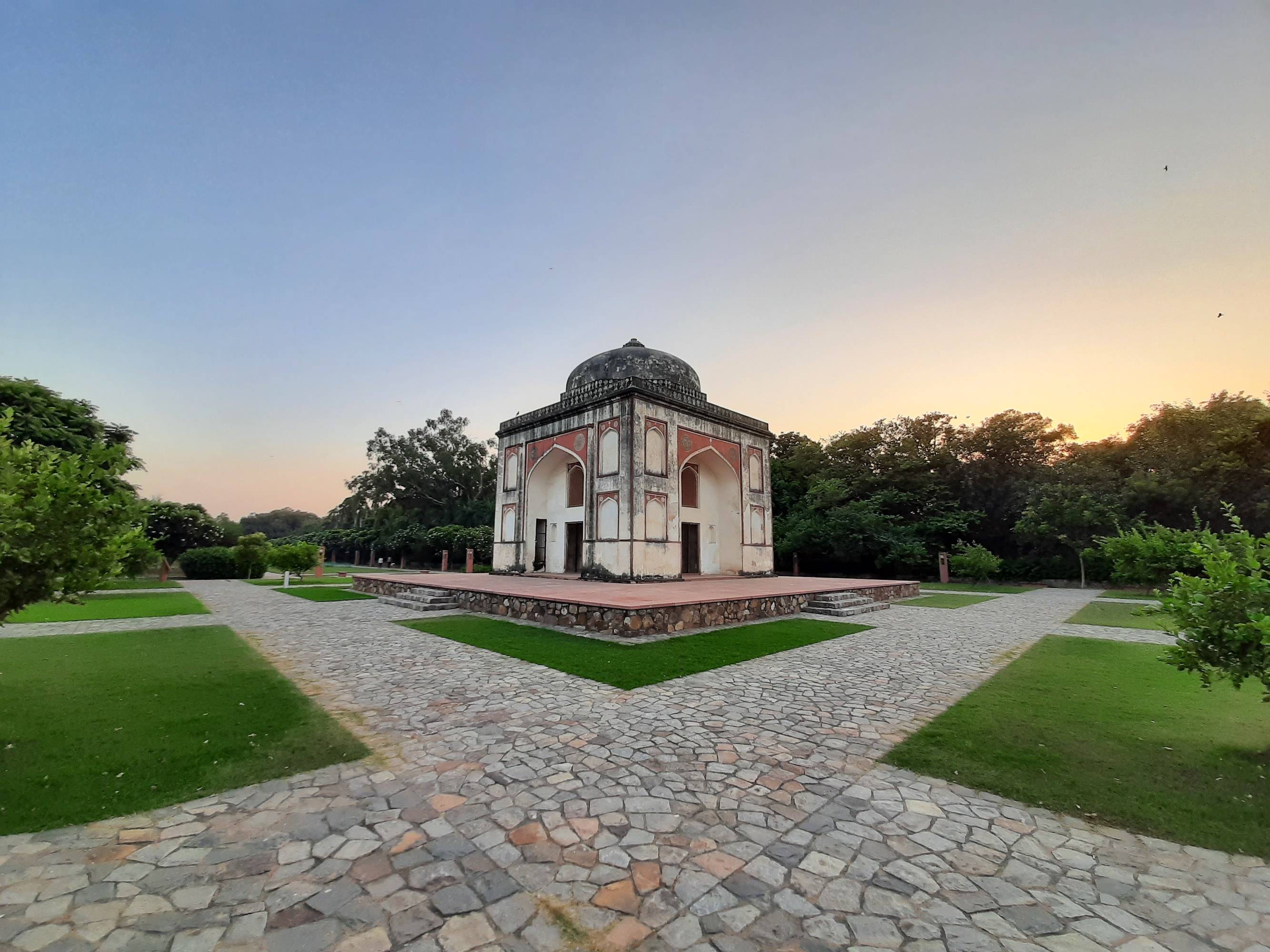 Blind camera comparison results Samsung Galaxy F41 beats Realme 6 Pro