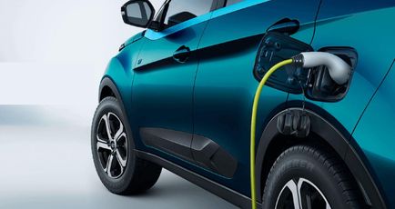 Electric vehicle subsidy in India 2022: Here’s how much subsidy you get on electric cars and scooters in India from centre and state