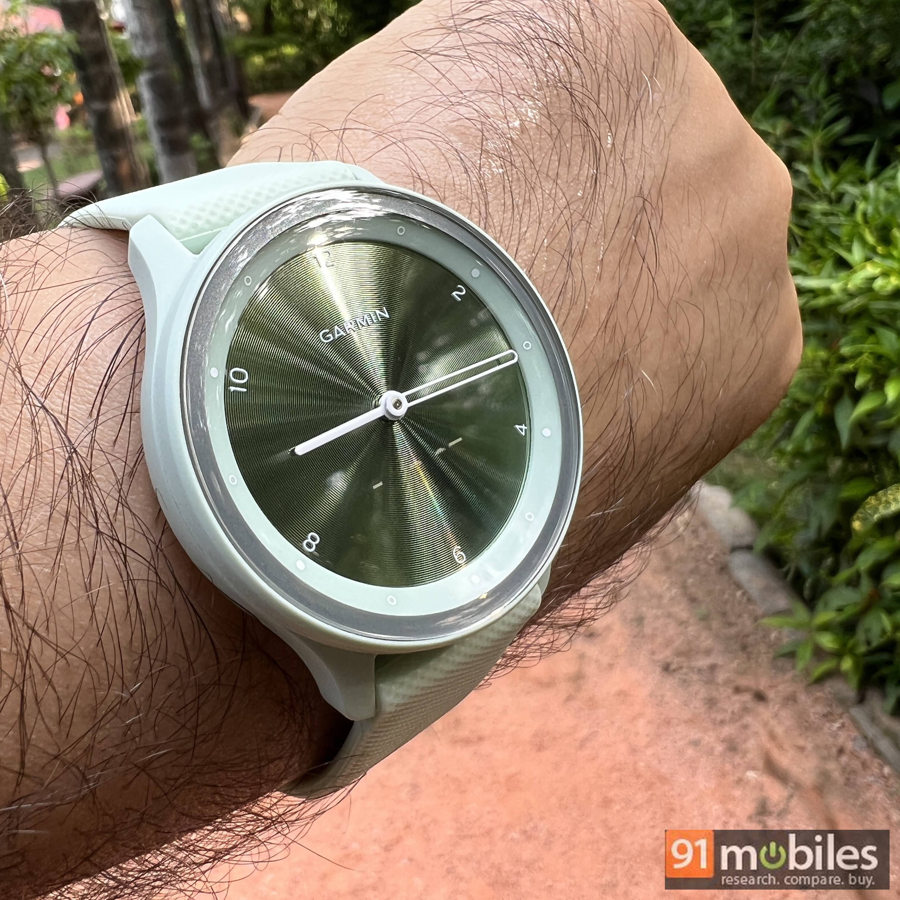 Garmin Vivomove Sport review with pros and cons | 91mobiles.com