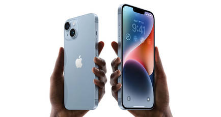 Flipkart user ordered an iPhone 13 during Big Billion Days sale, claims he received an iPhone 14