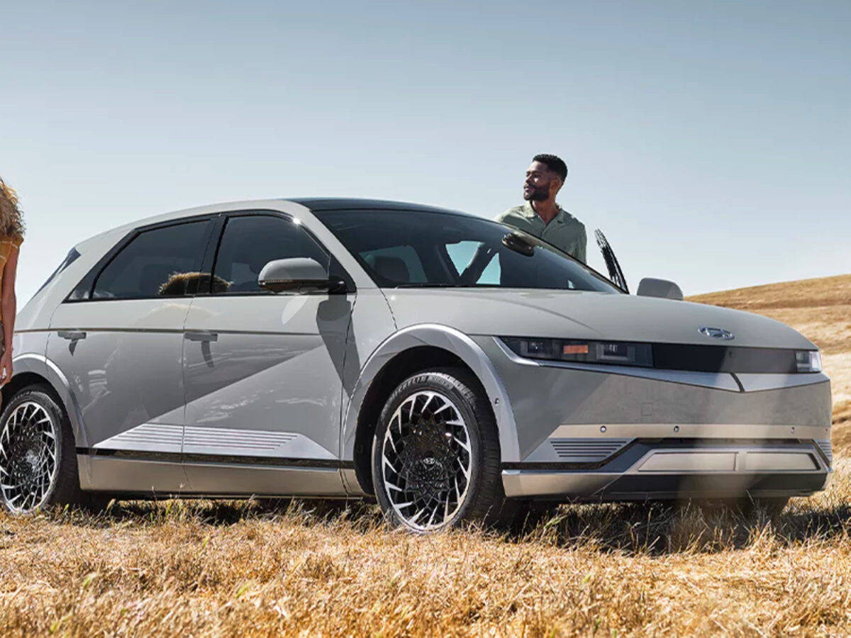 Hyundai IONIQ 5 EV bookings open in India; IONIQ 6 EV sedan to be showcased at Auto Expo 2023