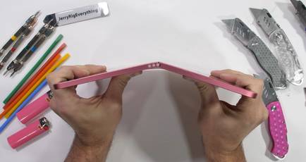 Watch: New iPad durability test video reveals devices weak spot