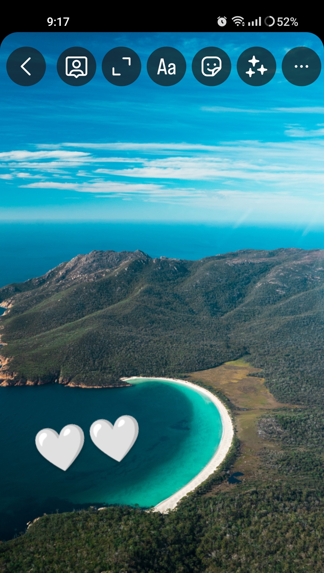 What does 🤍 White Heart emoji mean in social media and how to use it