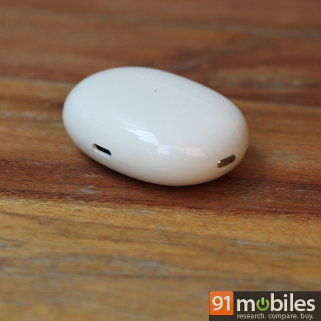 Realme Buds Air 5 Pro review: Built-in tweeters drive these glossy TWS  earbuds