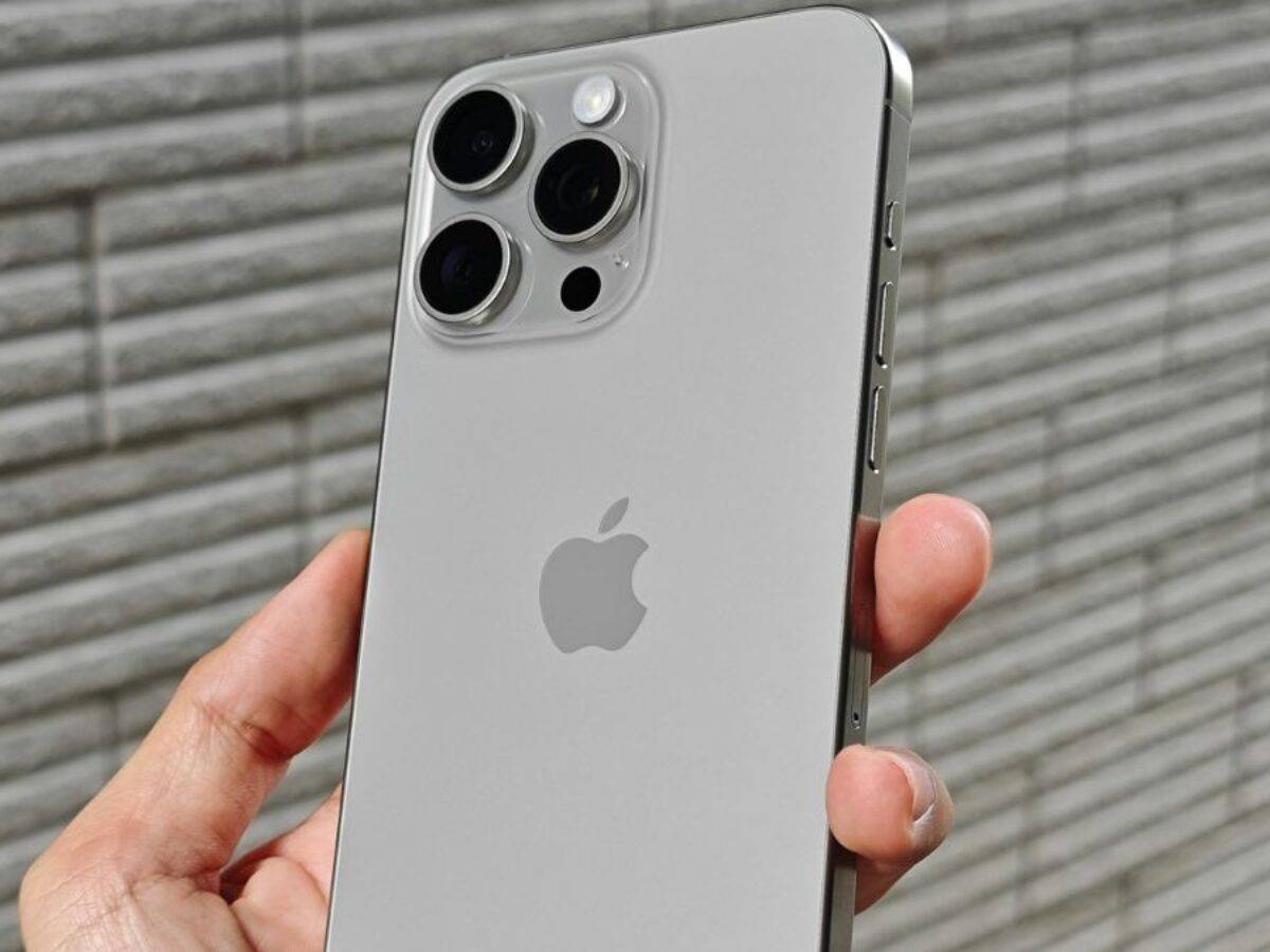 Apple mistakenly ships 60 iPhone 15 Pro Max units worth $96,000 to TikToker instead of four