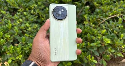 Xiaomi 14 Civi available for under Rs 40,000 in India but should you buy it?