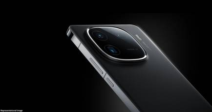 iQOO 13 spotted on 3C, MIIT certification sites ahead of official launch; charging details revealed