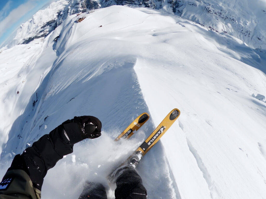 GoPro हीरो 4K एक्शन कैमरा अपग्रेड आपको 4: 3 पहलू अनुपात 2 में कैप्चर करने देता है गोप्रो-हीरो -4 X3-Video