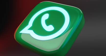 WhatsApp’s new feature might allow users to create custom AI chatbots