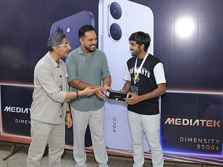Game on with POCO X8 Pro Series