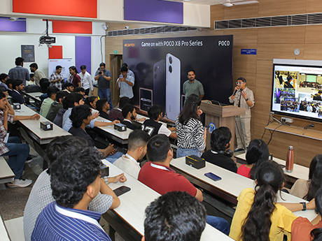 Game on with POCO X8 Pro Series