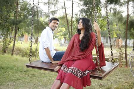 Enai Noki Paayum Thota - Backdrop