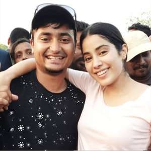 Gunjan Saxena: The Kargil Girl - Backdrop