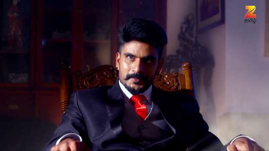 Devathaiyai Kanden - Backdrop