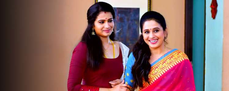 Pudhu Pudhu Arthangal - Backdrop