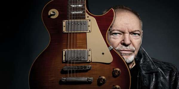 Vasco Rossi: Living It - Backdrops