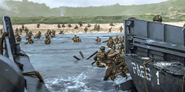 World War II: From the Frontlines - Backdrops