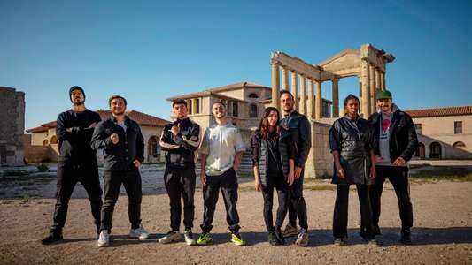 Celebrity Hunted - France - Manhunt - Backdrops
