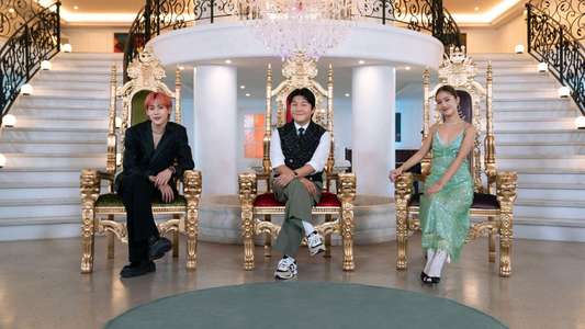 Super Rich in Korea - Backdrops