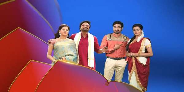 Naam Iruvar Namaku Iruvar - Backdrops