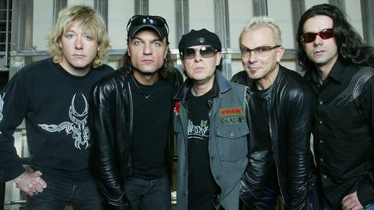 Scorpions: Get Your Sting & Blackout Live - Backdrop