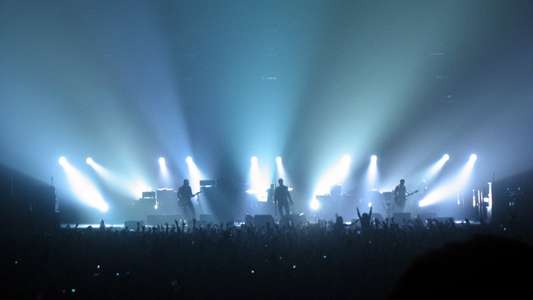 Oasis - Live at Wembley Arena - Backdrop