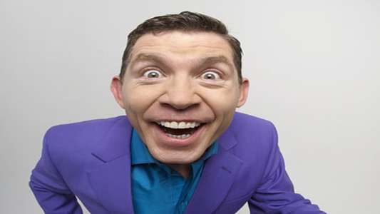 Lee Evans: XL Tour Live 2005 - Backdrop