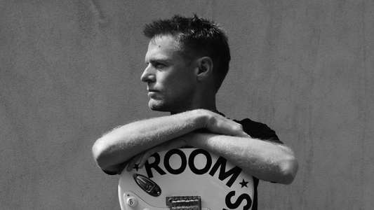 Bryan Adams - MTV Unplugged - Backdrop