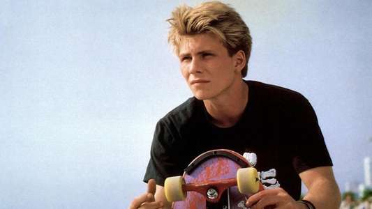 Gleaming the Cube - Backdrop