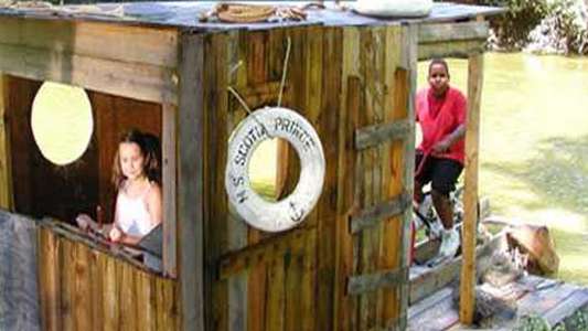The Lil River Rats and the Adventure of the Lost Treasure - Backdrop