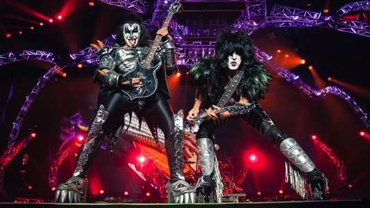 Kiss: Monster Tour in Zurich - Backdrop