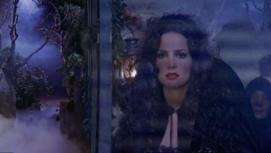 Sorceress II: The Temptress - Backdrop