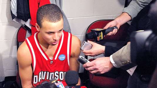 Stephen Curry: Underrated - Backdrop