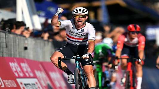 Mark Cavendish: Never Enough - Backdrops