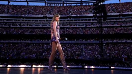 TAYLOR SWIFT | THE ERAS TOUR - Backdrops