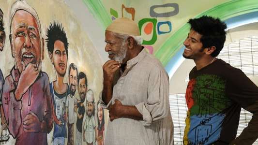 Ustad Hotel - Backdrops