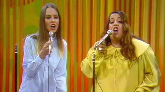 California Dreamin': The Songs of The Mamas & The Papas - Backdrop