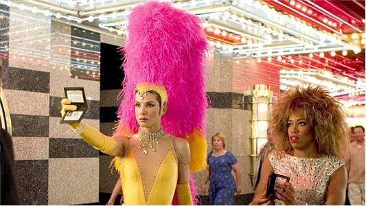 Miss Congeniality 2: Armed and Fabulous - Backdrops