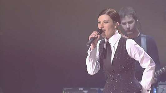 Laura Pausini: Live In Paris - Backdrop