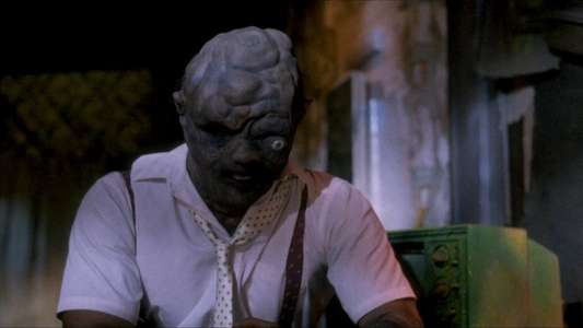 The Toxic Avenger Part III: The Last Temptation of Toxie - Backdrop