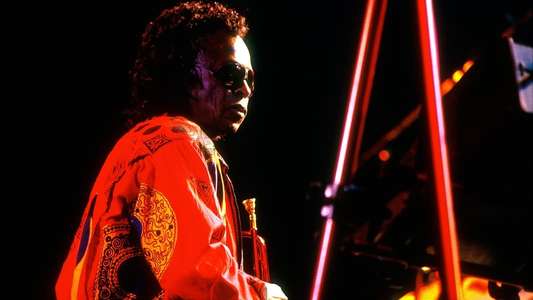 Miles In Paris - Backdrop