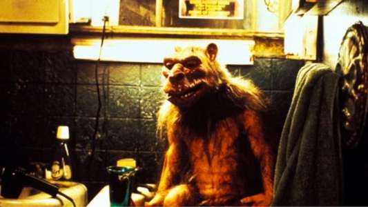 Ghoulies III: Ghoulies Go to College - Backdrop
