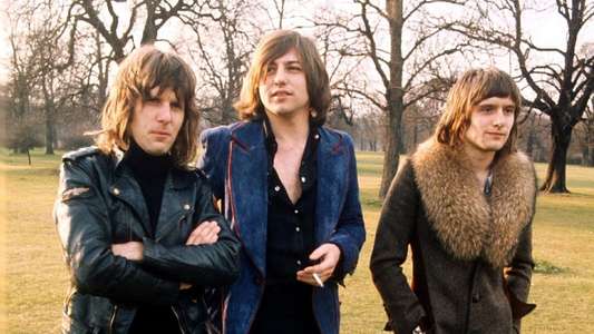 Emerson  Lake & Palmer - Pictures At An Exhibition (Special Edition) - Backdrop