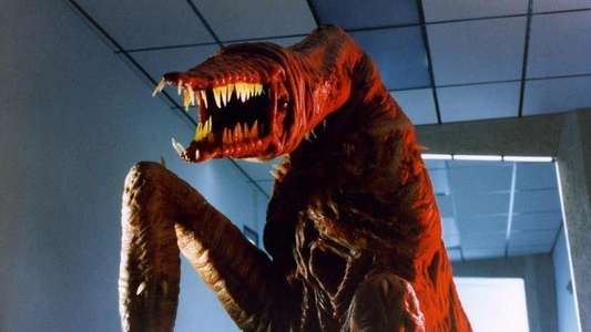 Metamorphosis : The Alien Factor - Backdrop