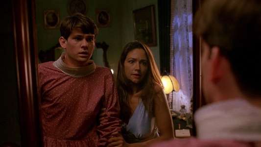 Psycho IV: The Beginning - Backdrop
