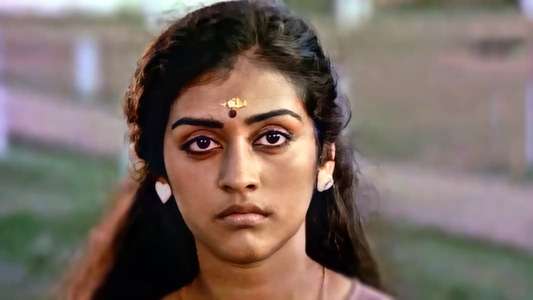 Thoovanathumbikal - Backdrops