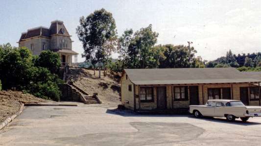 Psycho III - Backdrop