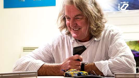 James May's Big Trouble in Model Britain - Backdrops
