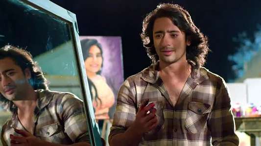 Yeh Rishtey Hain Pyaar Ke - Backdrops